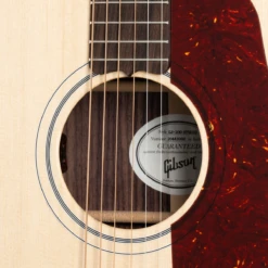 Gibson SJ-200 Studio, Satin Natural - Gibson -Zedem Sale Store MCJB2SRSAN soundhole 80599536 d365 44a4 821a ea30135b221e