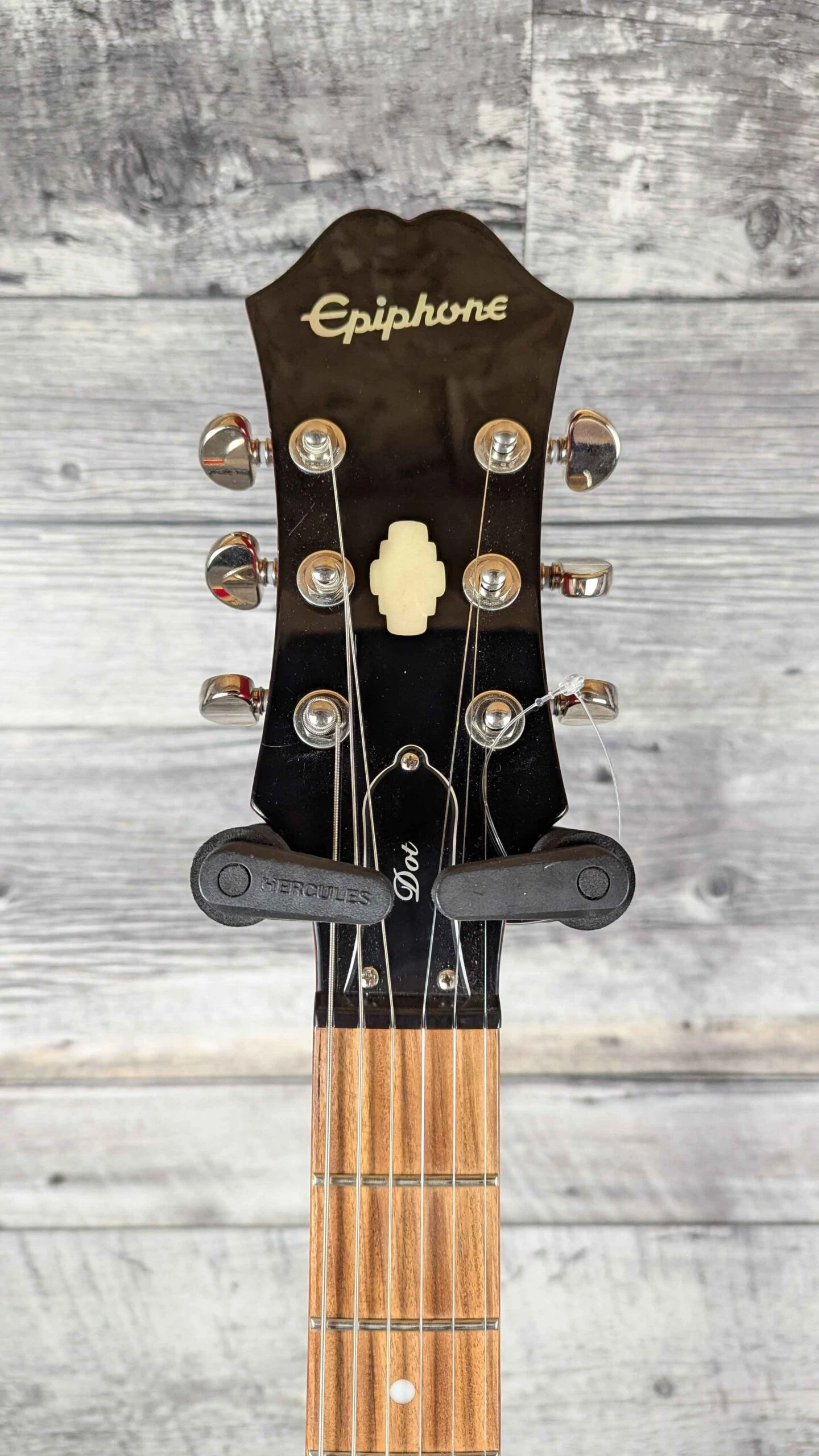 Epiphone Dot Cherry With Gator W/Hardshell Case - Used - Epiphone 7 Epiphone Dot Cherry With Gator W/Hardshell Case - Used - Epiphone - Image 7