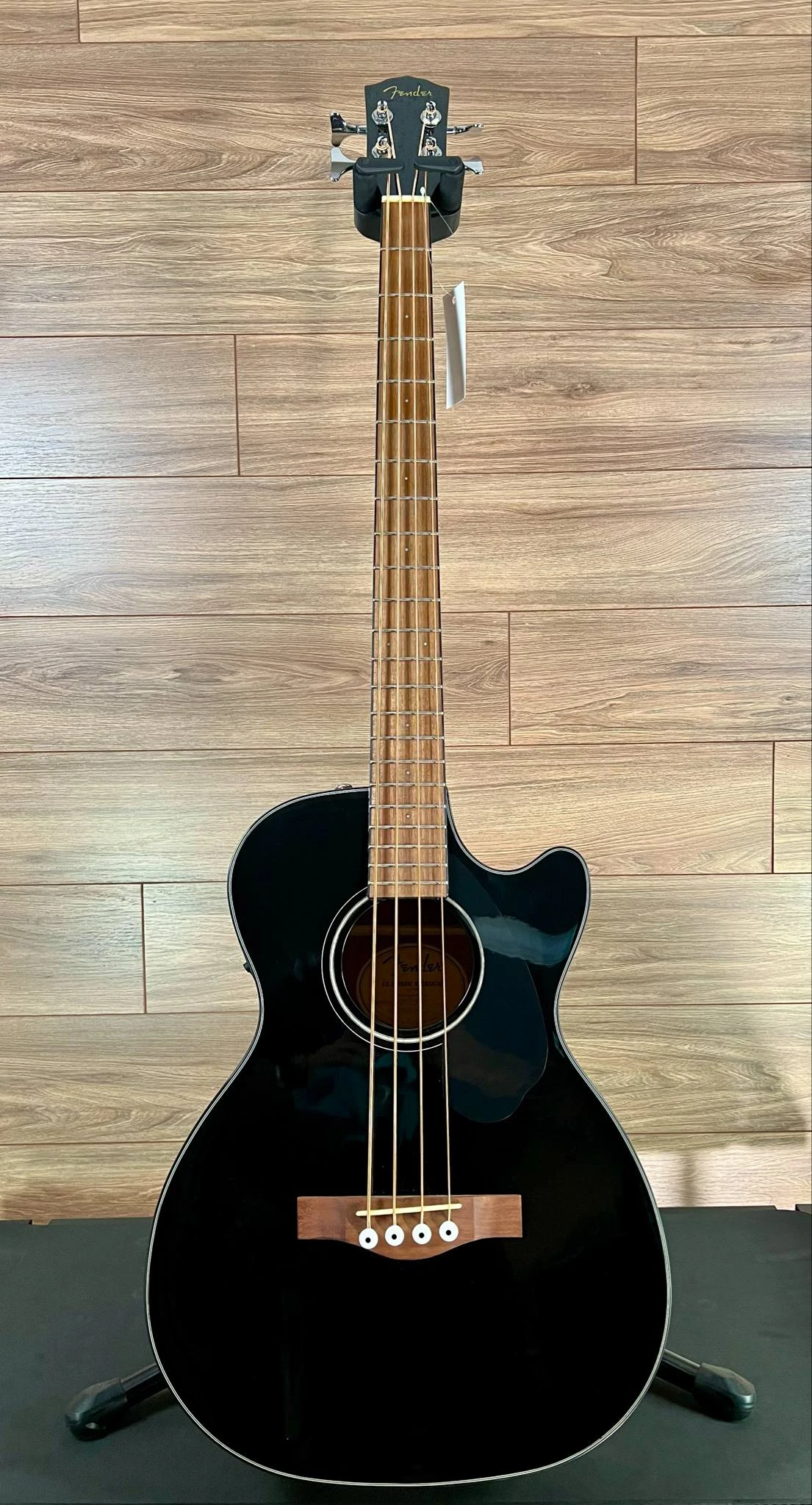 Fender CB-60SCE, Black W/gig Bag - Used - Fender 1 Fender CB-60SCE, Black W/gig Bag - Used - Fender