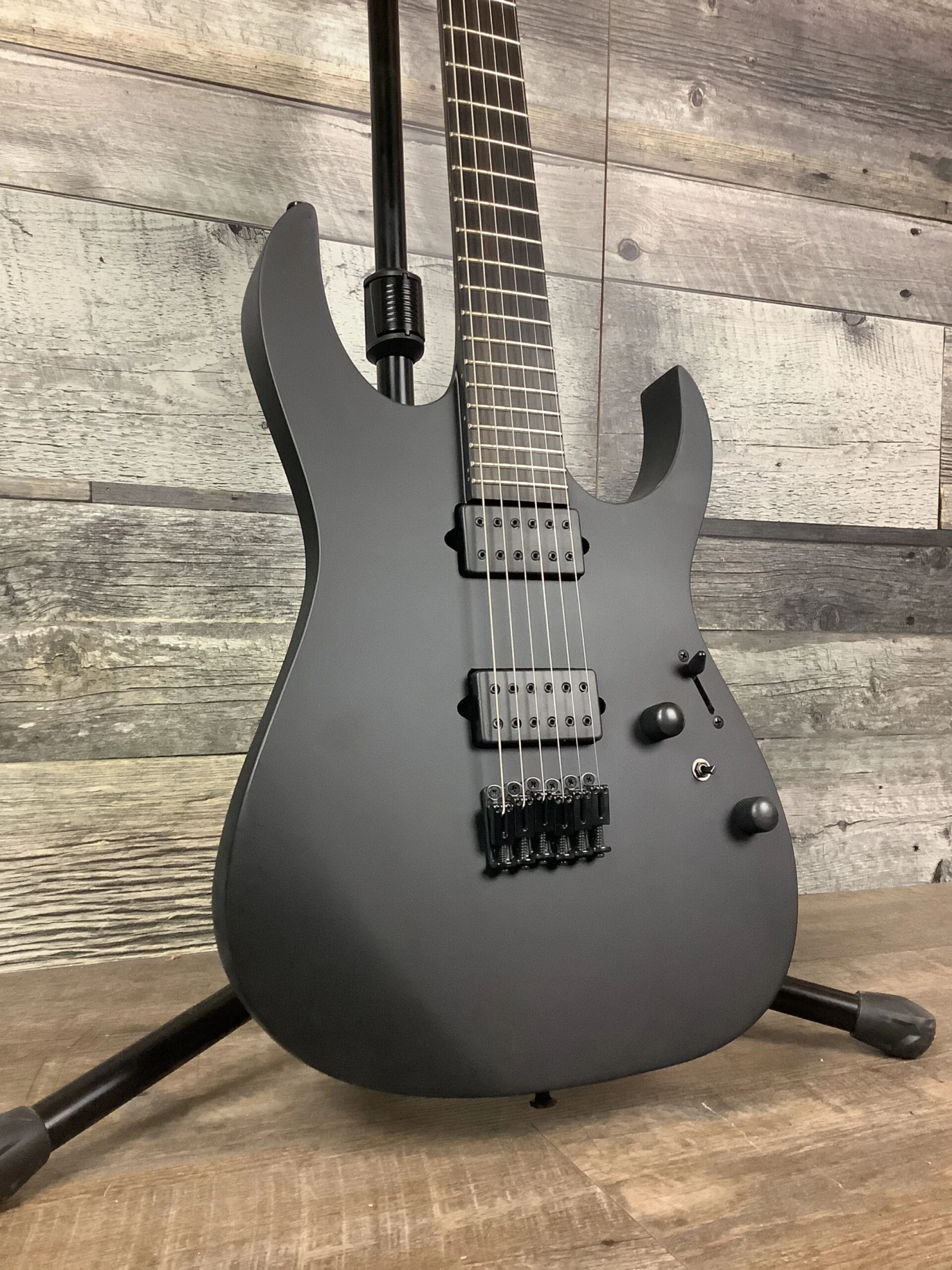 Ibanez RGRTB621BKF RG Iron Label 6str Electric Guitar - Black Flat B-Stock - Ibanez 3 Ibanez RGRTB621BKF RG Iron Label 6str Electric Guitar - Black Flat B-Stock - Ibanez - Image 3