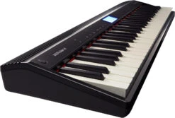Roland GO-61P GO:PIANO Portable Keyboard - Roland 15 Roland GO-61P GO:PIANO Portable Keyboard - Roland -Zedem Sale Store gallery gopiano angle 2